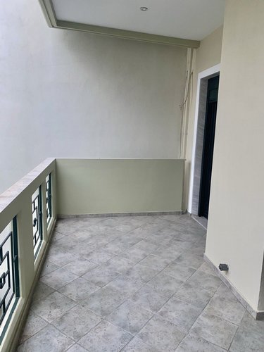 Μπαλκόνι σαλονοτραπεζαρίας Μπαλκόνι σαλονοτραπεζαρίας