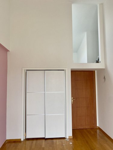 Εντοιχισμένη ντουλάπα Εντοιχισμένη ντουλάπα